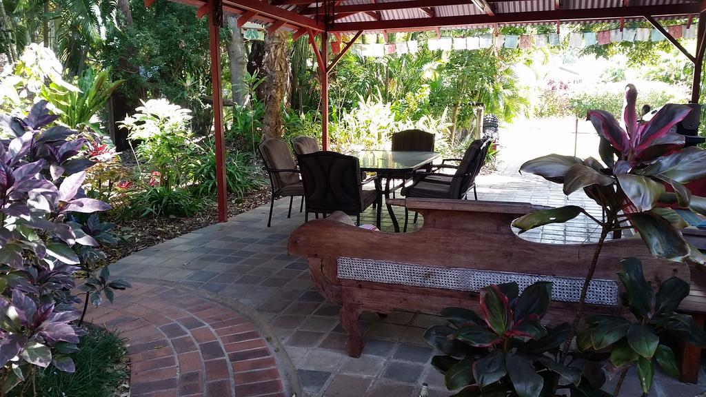 Shambhala Retreat Magnetic Island Cottages Nelly Bay Exterior foto
