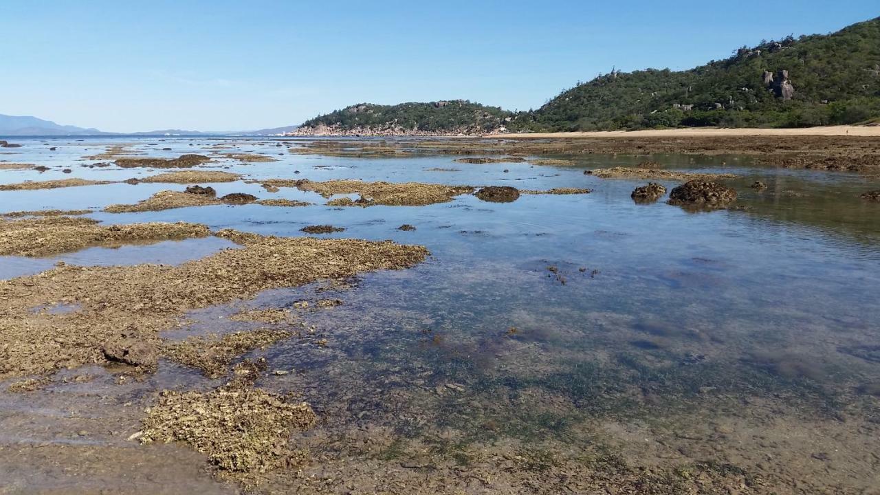 Shambhala Retreat Magnetic Island Cottages Nelly Bay Exterior foto